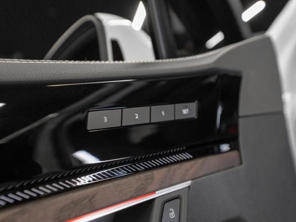 Volkswagen Touareg III Рестайлинг с пробегом 2024 года, цена 10 100 000 рублей, 2090 км, внедорожник, Автокод Объявления