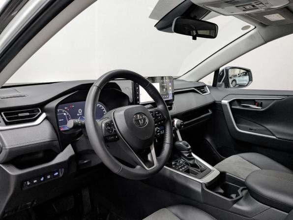 Toyota RAV4 V (XA50) с пробегом 2025 года, цена 3 880 000 рублей, 5170 км, внедорожник, Автокод Объявления