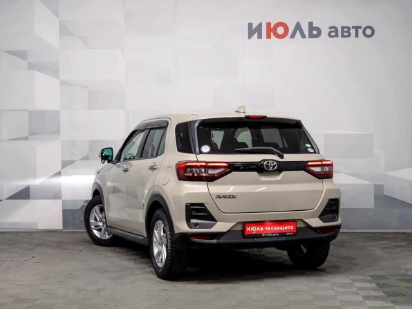 Toyota Raize I с пробегом 2021 года, цена 1 780 000 рублей, 25899 км, внедорожник, Автокод Объявления