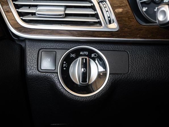 Mercedes-Benz E-Класс IV (W212 S212 C207) Рестайлинг с пробегом 2015 года, цена 2 760 000 рублей, 108615 км, седан, Автокод Объявления