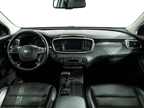 Kia Sorento III Prime Рестайлинг с пробегом 2018 года, цена 1 999 777 рублей, 342242 км, внедорожник, Автокод Объявления