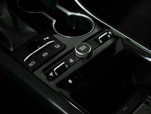 Kia K5 III с пробегом 2022 года, цена 2 299 777 рублей, 76942 км, седан, Автокод Объявления