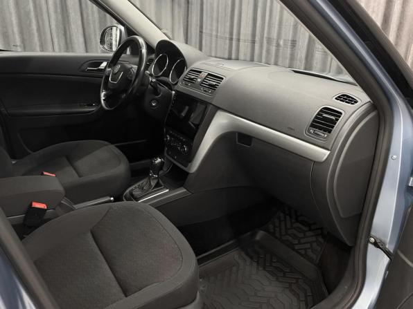 Skoda Yeti I с пробегом 2013 года, цена 950 000 рублей, 162000 км, внедорожник, Автокод Объявления