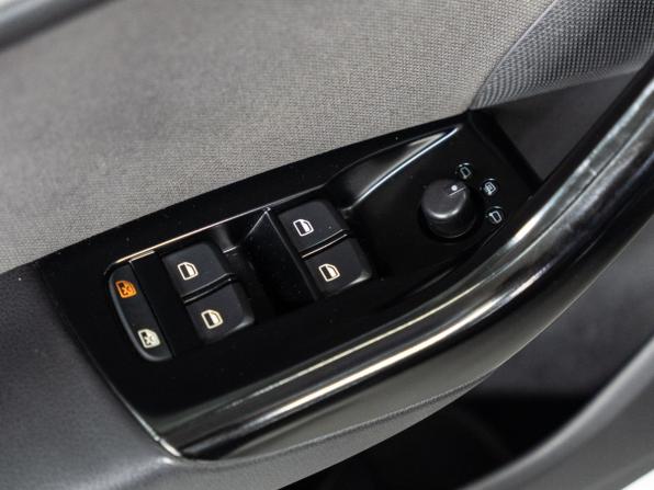 Audi Q3 I (8U) с пробегом 2012 года, цена 1 579 000 рублей, 209881 км, внедорожник, Автокод Объявления