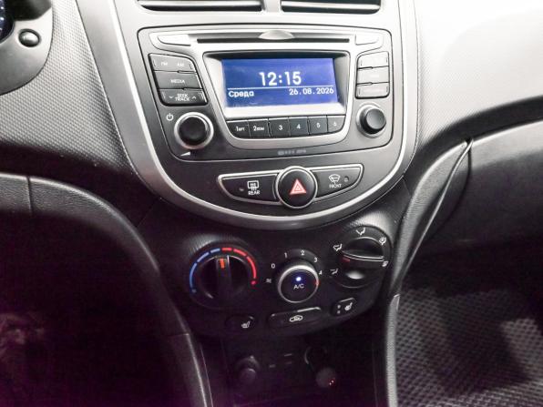 Hyundai Solaris I Рестайлинг с пробегом 2015 года, цена 1 200 000 рублей, 101657 км, седан, Автокод Объявления