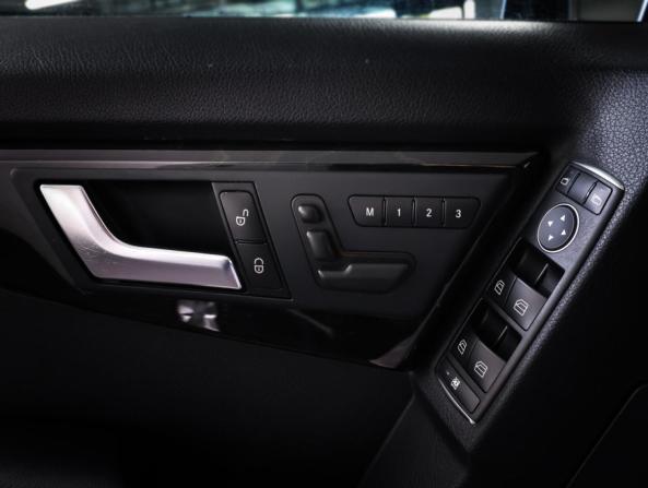 Mercedes-Benz GLK-Класс I (X204) Рестайлинг с пробегом 2013 года, цена 1 506 000 рублей, 243396 км, внедорожник, Автокод Объявления