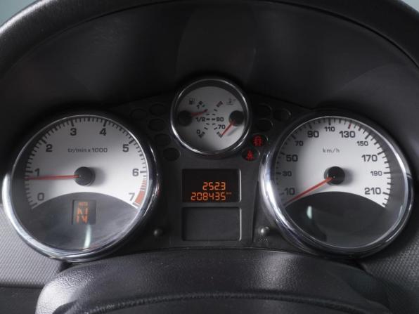 Peugeot 207 I Рестайлинг с пробегом 2010 года, цена 410 000 рублей, 208435 км, хэтчбек, Автокод Объявления