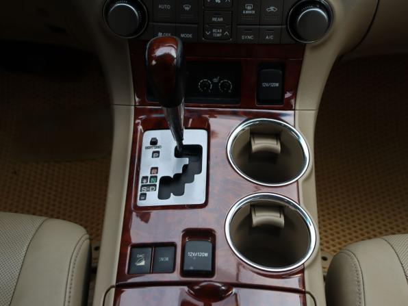 Toyota Highlander II (XU40) Рестайлинг с пробегом 2013 года, цена 1 525 000 рублей, 318622 км, внедорожник, Автокод Объявления