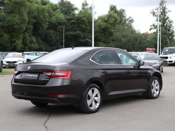 Skoda Superb III с пробегом 2015 года, цена 2 300 000 рублей, 87391 км, лифтбек, Автокод Объявления