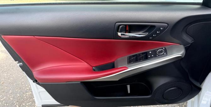 Lexus IS III с пробегом 2014 года, цена 2 486 000 рублей, 243257 км, седан, Автокод Объявления