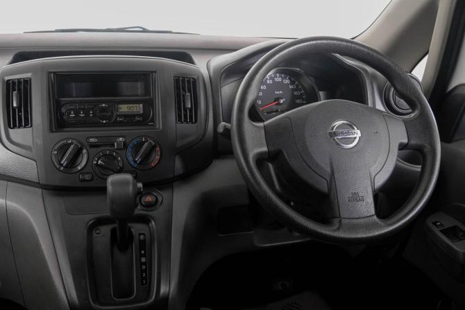 Nissan NV200 с пробегом 2018 года, цена 1 549 000 рублей, 102000 км, минивэн, Автокод Объявления