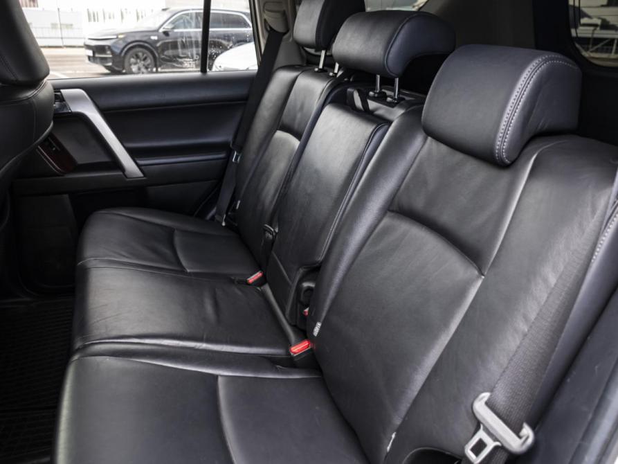 Toyota Land Cruiser Prado 150 Series Рестайлинг 1 Москва  - изображение 15