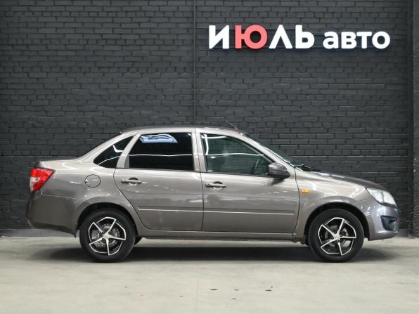 Lada (ВАЗ) Granta I с пробегом 2015 года, цена 350 000 рублей, 170459 км, седан, Автокод Объявления