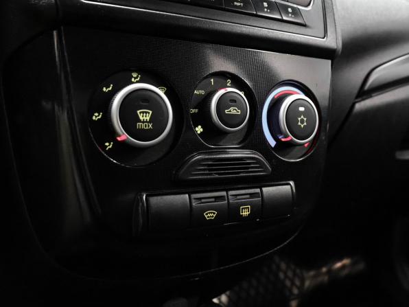 Lada (ВАЗ) Granta I с пробегом 2017 года, цена 729 000 рублей, 135682 км, седан, Автокод Объявления