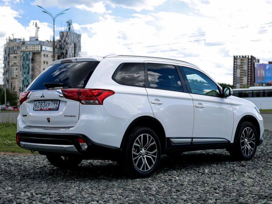 Mitsubishi Outlander III Рестайлинг 3 Ижевск  - изображение 5