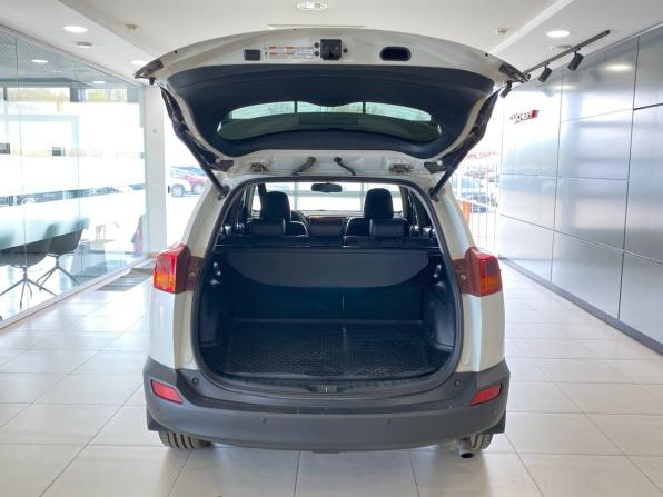 Toyota RAV4 IV (XA40) с пробегом 2015 года, цена 2 237 000 рублей, 136416 км, внедорожник, Автокод Объявления