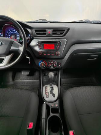 Kia Rio III с пробегом 2013 года, цена 897 000 рублей, 133881 км, хэтчбек, Автокод Объявления