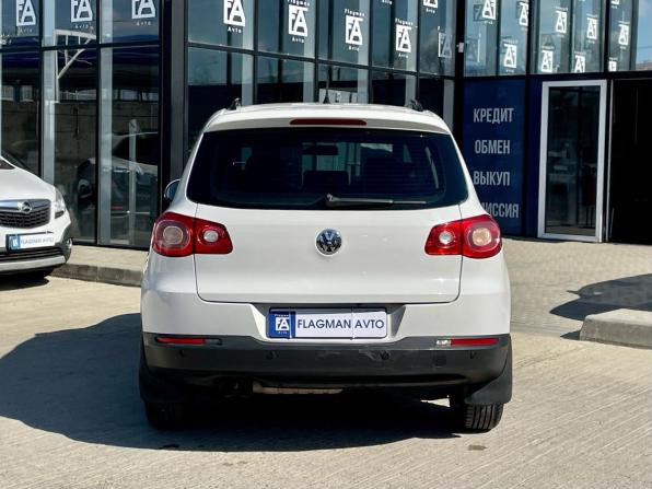 Volkswagen Tiguan I с пробегом 2008 года, цена 750 000 рублей, 263659 км, внедорожник, Автокод Объявления