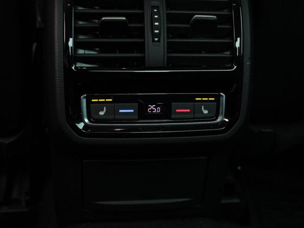 Volkswagen Passat B8 с пробегом 2019 года, цена 2 190 000 рублей, 175961 км, седан, Автокод Объявления