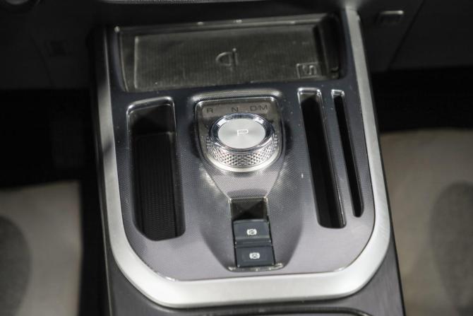 Haval Jolion I Рестайлинг с пробегом 2024 года, цена 2 449 000 рублей, 32500 км, внедорожник, Автокод Объявления