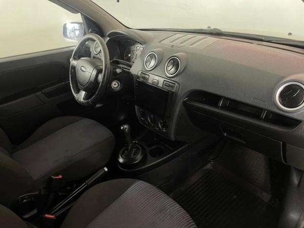 Ford Fusion I Рестайлинг с пробегом 2006 года, цена 299 000 рублей, 257766 км, хэтчбек, Автокод Объявления