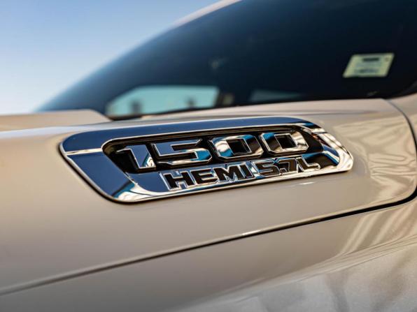 Ram 1500 V с пробегом 2022 года, цена 7 950 000 рублей, 14915 км, offers.body_type.unknown, Автокод Объявления