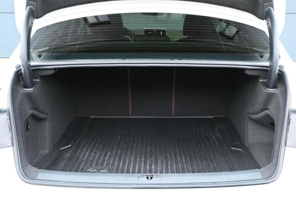 Audi A4 V (B9) с пробегом 2016 года, цена 2 385 000 рублей, 150604 км, седан, Автокод Объявления