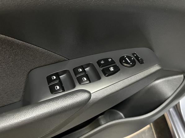 Hyundai Solaris II с пробегом 2019 года, цена 1 459 000 рублей, 99022 км, седан, Автокод Объявления