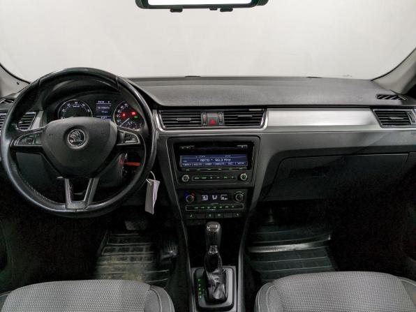 Skoda Rapid I с пробегом 2014 года, цена 1 020 000 рублей, 114450 км, лифтбек, Автокод Объявления