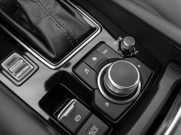 Mazda 6 III (GJ) Рестайлинг 2 с пробегом 2021 года, цена 2 810 000 рублей, 94389 км, седан, Автокод Объявления