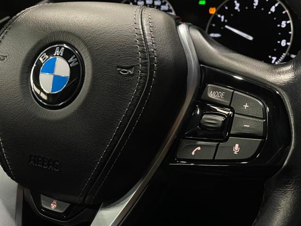 BMW 5 серии VII (G30/G31/G38) с пробегом 2017 года, цена 2 850 000 рублей, 48130 км, седан, Автокод Объявления