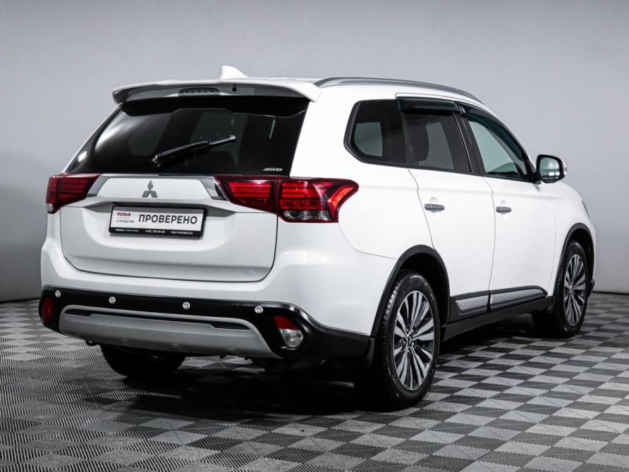 Mitsubishi Outlander III Рестайлинг 3 Москва  - изображение 6