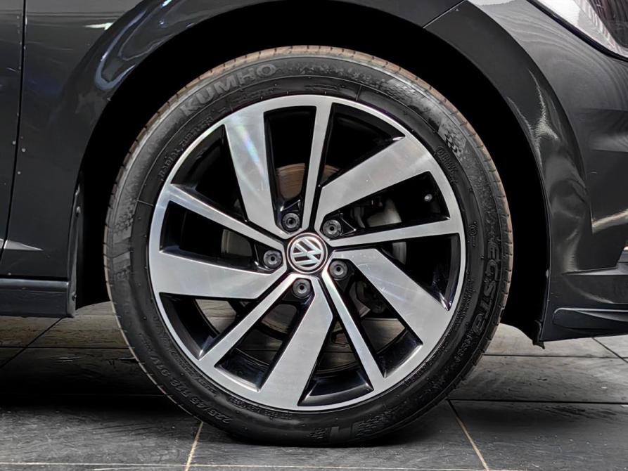 Volkswagen Sagitar III Рестайлинг Москва  - изображение 25