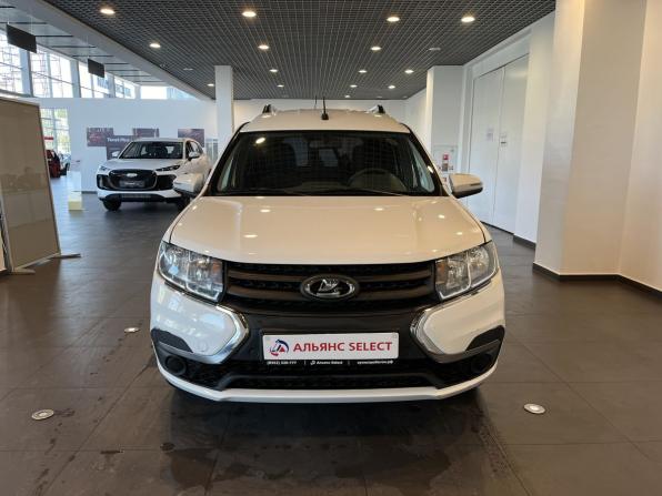 Lada (ВАЗ) Largus I Рестайлинг с пробегом 2024 года, цена 1 390 000 рублей, 56238 км, универсал, Автокод Объявления