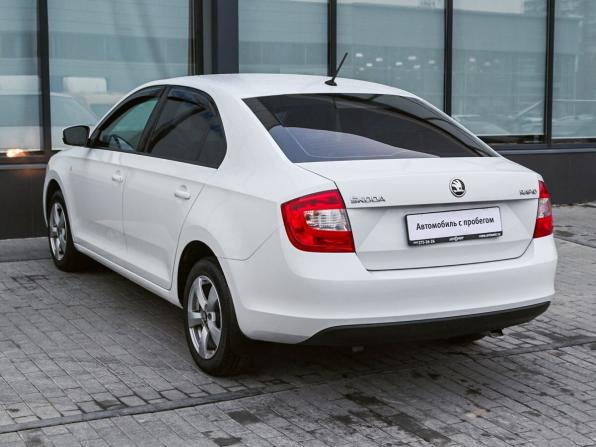 Skoda Rapid I с пробегом 2016 года, цена 1 165 000 рублей, 134000 км, лифтбек, Автокод Объявления