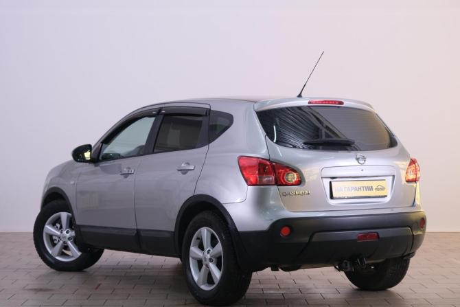 Nissan Qashqai I с пробегом 2007 года, цена 1 039 000 рублей, 282400 км, внедорожник, Автокод Объявления