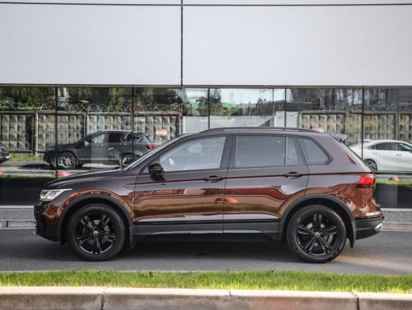 Volkswagen Tiguan II Рестайлинг с пробегом 2021 года, цена 2 779 000 рублей, 108478 км, внедорожник, Автокод Объявления