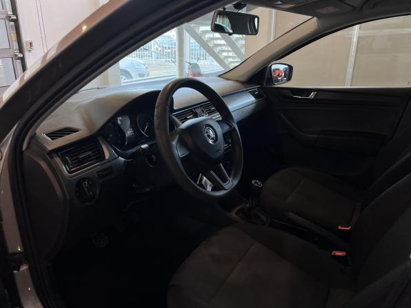Skoda Rapid I Рестайлинг с пробегом 2018 года, цена 1 350 000 рублей, 109393 км, лифтбек, Автокод Объявления