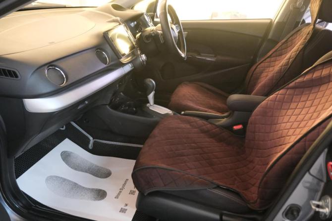 Honda Insight II Рестайлинг с пробегом 2012 года, цена 979 000 рублей, 195000 км, хэтчбек, Автокод Объявления
