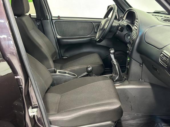Chevrolet Niva I Рестайлинг с пробегом 2012 года, цена 655 000 рублей, 117302 км, внедорожник, Автокод Объявления