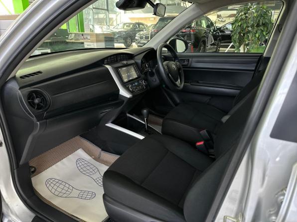 Toyota Corolla XI (E160 E170) Рестайлинг 2 с пробегом 2019 года, цена 1 410 000 рублей, 142892 км, универсал, Автокод Объявления