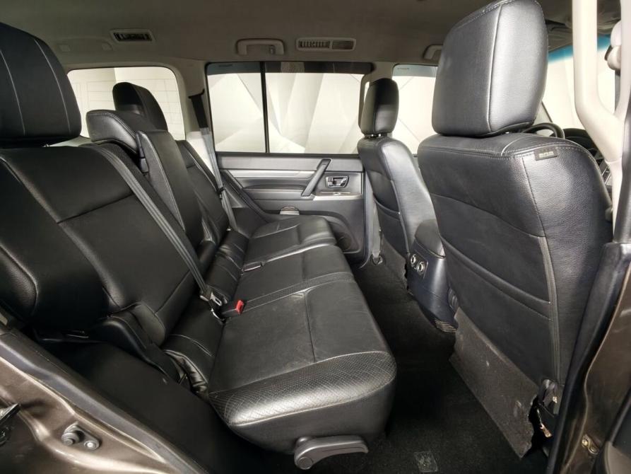 Mitsubishi Pajero IV Рестайлинг 1 Москва  - изображение 16