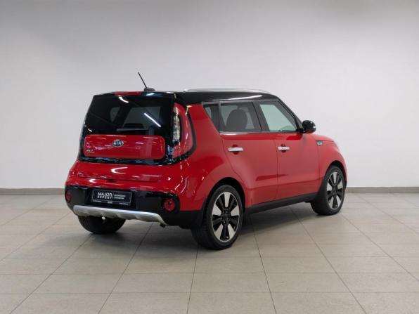 Kia Soul II Рестайлинг с пробегом 2018 года, цена 1 750 000 рублей, 74709 км, хэтчбек, Автокод Объявления