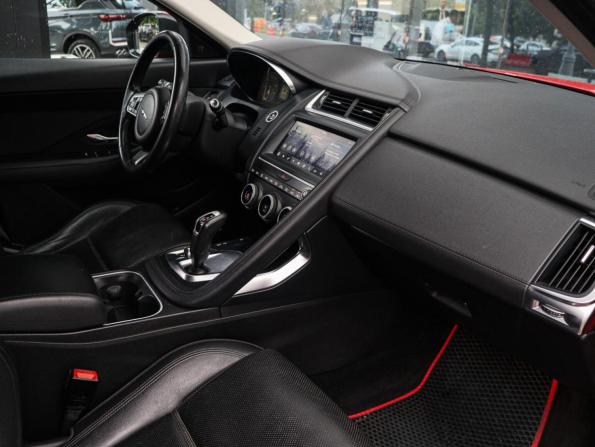 Jaguar E-Pace I с пробегом 2018 года, цена 2 550 000 рублей, 95381 км, внедорожник, Автокод Объявления