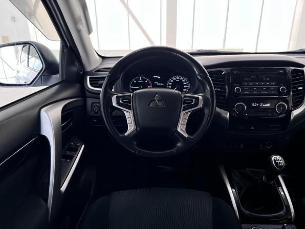 Mitsubishi Pajero Sport III с пробегом 2018 года, цена 2 675 000 рублей, 155257 км, внедорожник, Автокод Объявления