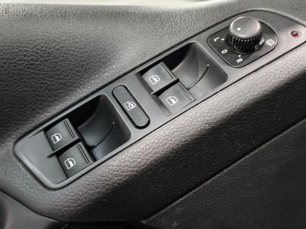 Volkswagen Tiguan I Рестайлинг с пробегом 2013 года, цена 1 255 000 рублей, 326791 км, внедорожник, Автокод Объявления