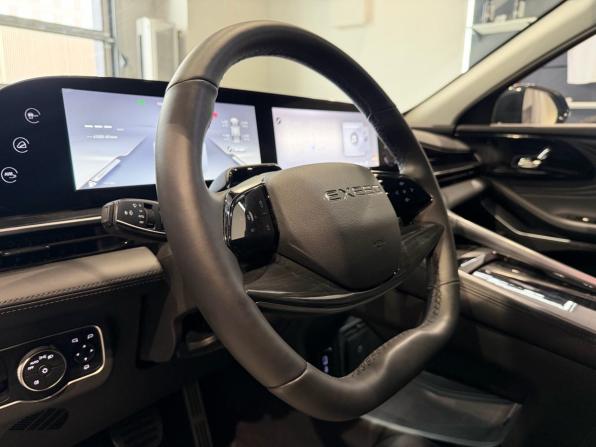 Exeed RX с пробегом 2023 года, цена 2 750 000 рублей, 59660 км, внедорожник, Автокод Объявления
