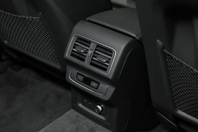 Новый Audi Q5 II (FY) Рестайлинг 2025 года, цена 6 426 700 рублей, внедорожник, Автокод Объявления