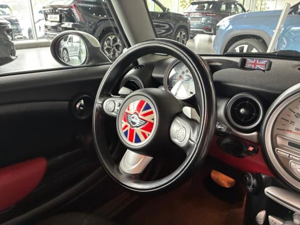 Mini Hatch II (R56) с пробегом 2008 года, цена 490 000 рублей, 203000 км, хэтчбек, Автокод Объявления
