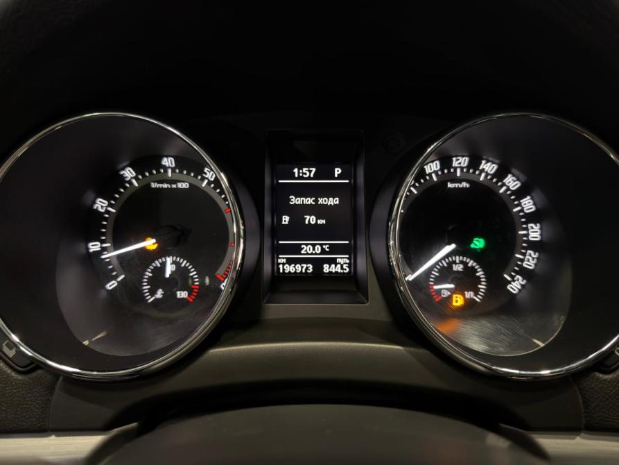 Skoda Yeti I Рестайлинг Санкт-Петербург  - изображение 19
